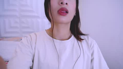 Snapshot of dina_mcry chatting on July 29, 4:38 pm DINA online show from July 29, 4:38 pm