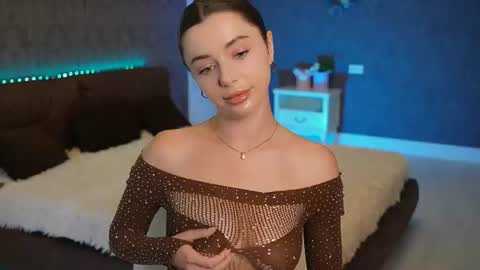 dinacandy online show from July 16, 7:36 am