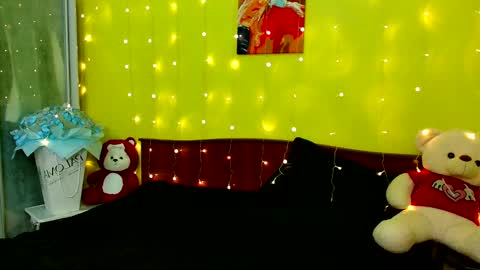 Snapshot of dinafrittz chatting on December 11, 3:26 pm DinaFritz online show from December 11, 3:26 pm