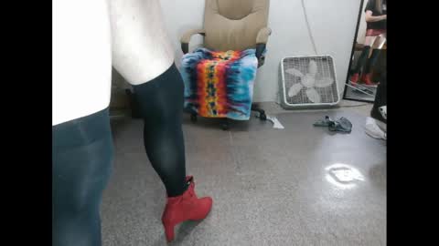 Snapshot of dinkdork094 chatting on September 22, 11:18 pm Dinkdork just having a good time online show from September 22, 11:18 pm