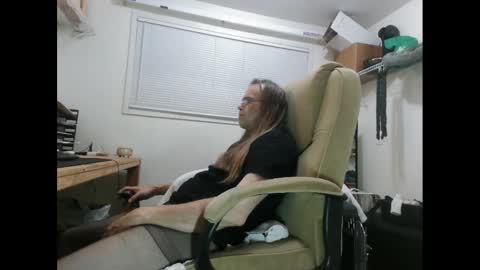 Snapshot of dinkdork094 chatting on October 3, 2:41 am Dinkdork just having a good time online show from October 3, 2:41 am