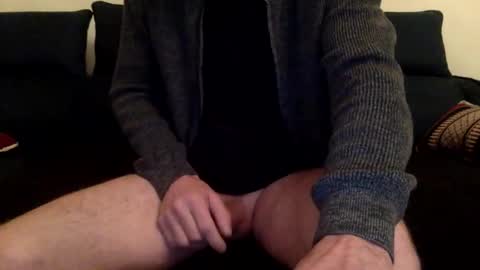 Snapshot of dinnerout1111 chatting on December 28, 7:22 am dinnerout1111 online show from December 28, 7:22 am