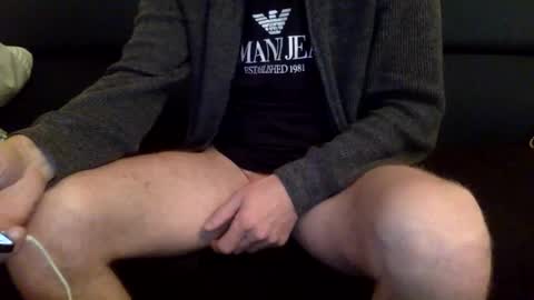 Snapshot of dinnerout1111 chatting on January 22, 10:37 pm dinnerout1111 online show from January 22, 10:37 pm