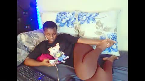 dinnydakrazx online show from October 7, 6:27 pm