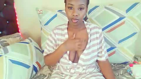 dinnydakrazx online show from October 23, 7:18 am