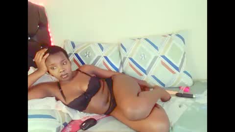 dinnydakrazx online show from November 14, 7:07 am