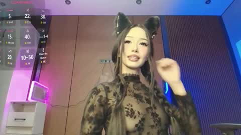 Reina online show from February 26, 4:39 pm