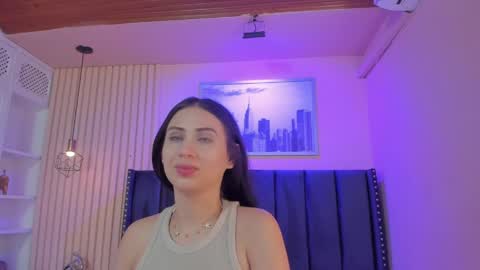 Cristal  online show from May 26, 4:30 am