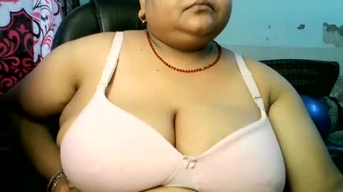 dipa2345 online show from August 4, 6:05 am