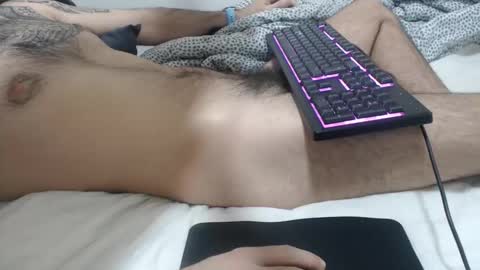 Snapshot of dirfocus chatting on February 16, 10:22 am Z online show from February 16, 10:22 am