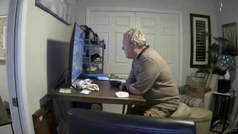 DirtkPitt Fun guy working online show from January 12, 2:24 am