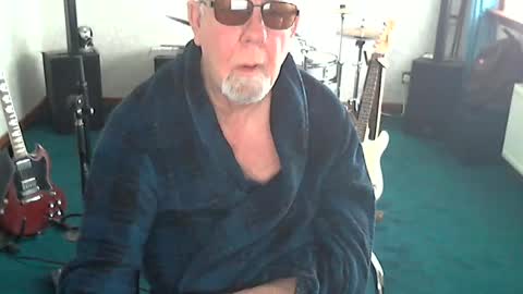 dirtboy_1 online show from June 16, 7:33 am