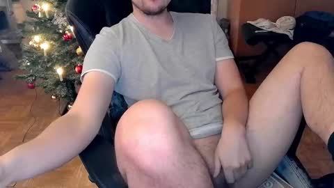 dirty_fun_boy online show from December 19, 12:45 pm