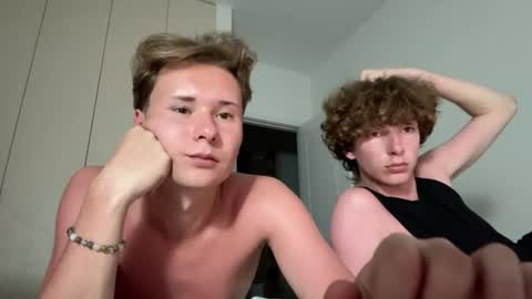 Snapshot of dirty_guysonchat chatting on June 22, 6:05 pm Tom and James online show from June 22, 6:05 pm