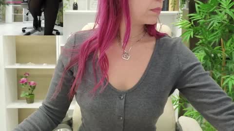 Snapshot of dirty_mature chatting on December 19, 8:56 am dirty_mature online show from December 19, 8:56 am