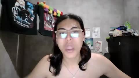 dirty model online show from May 29, 11:41 am