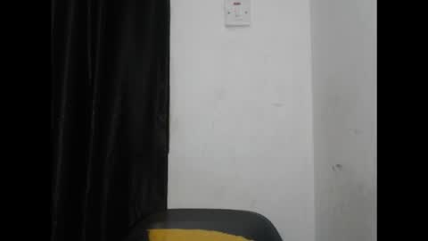 Dirtyangel online show from March 8, 5:44 am