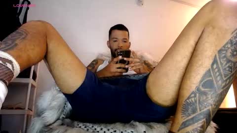 Snapshot of dirtybhot chatting on December 20, 5:58 am I just want to be happy online show from December 20, 5:58 am