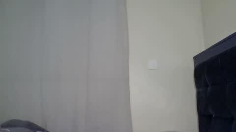 dirtybugg online show from May 4, 9:27 am