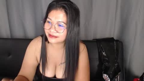 Snapshot of dirtyfungirl chatting on September 23, 12:30 pm LatexQueen online show from September 23, 12:30 pm