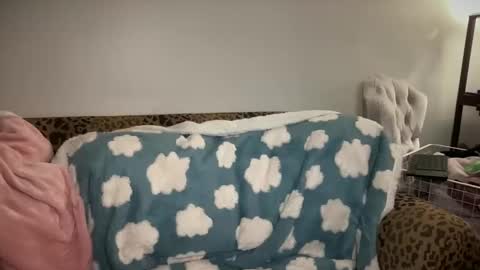 Snapshot of dirtylaneyjane chatting on December 13, 3:49 am Laney Jane online show from December 13, 3:49 am