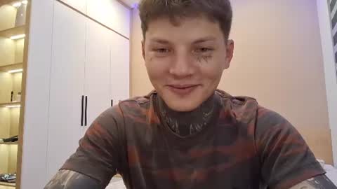 dirtymercedes online show from June 18, 6:34 pm