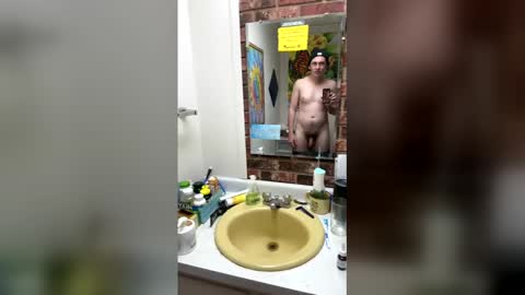 Snapshot of dirtysilver337 chatting on April 6, 2:31 am dirtysilver337 online show from April 6, 2:31 am