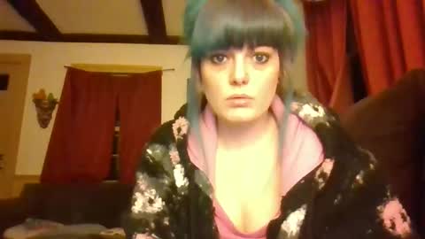 Snapshot of dirtyxhippie21 chatting on November 6, 3:29 am Crystal online show from November 6, 3:29 am