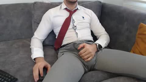 dirtyybooyy77 online show from February 5, 1:27 pm