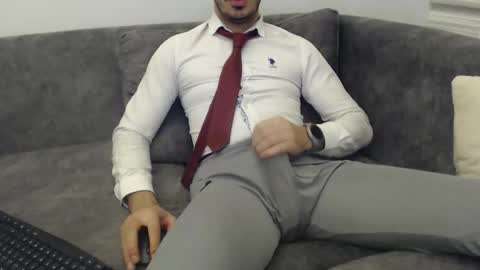 dirtyybooyy77 online show from March 10, 11:21 pm