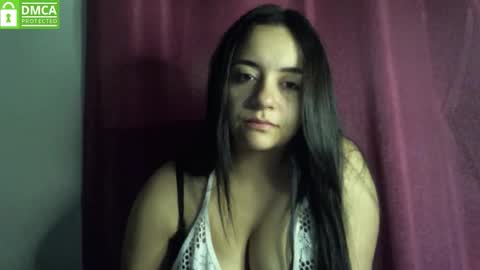 Snapshot of dirtyymom chatting on October 9, 4:32 am dirtyymom online show from October 9, 4:32 am