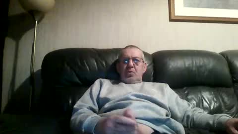 Snapshot of discovery63 chatting on December 25, 7:13 pm discovery63 online show from December 25, 7:13 pm