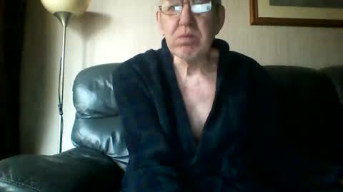 Snapshot of discovery63 chatting on January 21, 12:07 pm discovery63 online show from January 21, 12:07 pm