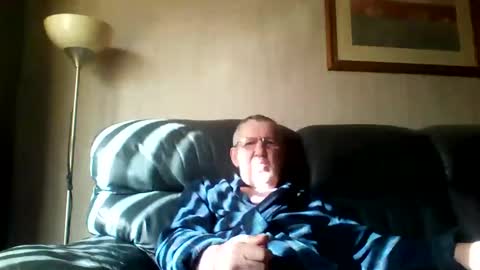 Snapshot of discovery63 chatting on March 12, 10:26 am discovery63 online show from March 12, 10:26 am