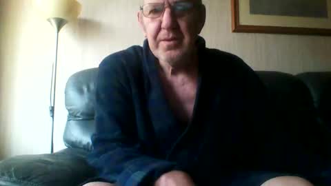 Snapshot of discovery63 chatting on November 16, 11:38 am discovery63 online show from November 16, 11:38 am