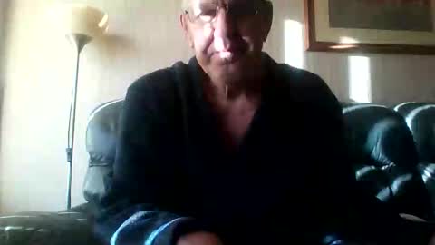 Snapshot of discovery63 chatting on November 30, 11:03 am discovery63 online show from November 30, 11:03 am