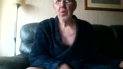 Snapshot of discovery63 chatting on January 11, 11:37 am discovery63 online show from January 11, 11:37 am