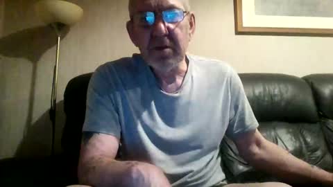 Snapshot of discovery63 chatting on January 13, 6:46 pm discovery63 online show from January 13, 6:46 pm