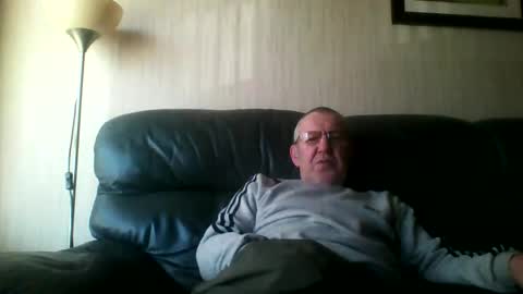 Snapshot of discovery63 chatting on March 7, 3:20 pm discovery63 online show from March 7, 3:20 pm