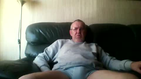 Snapshot of discovery63 chatting on March 21, 3:04 pm discovery63 online show from March 21, 3:04 pm