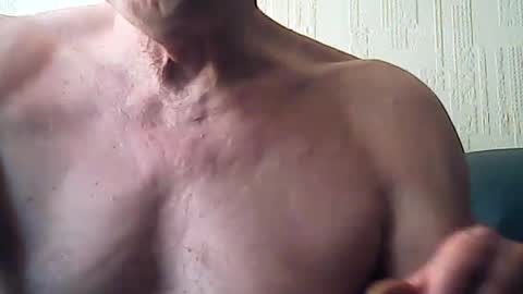Snapshot of discovery63 chatting on July 9, 11:14 am discovery63 online show from July 9, 11:14 am