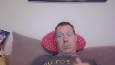 Snapshot of disney0988 chatting on December 17, 6:45 am disney0988 online show from December 17, 6:45 am