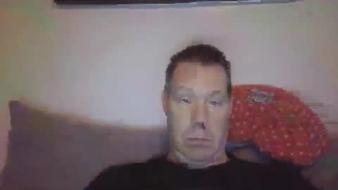 Snapshot of disney0988 chatting on December 27, 6:14 am disney0988 online show from December 27, 6:14 am