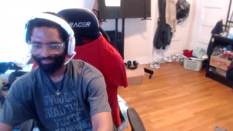 Snapshot of disr3sp3ctfully_dipp3d chatting on June 24, 2:05 pm Your Best Worst Nightmare online show from June 24, 2:05 pm