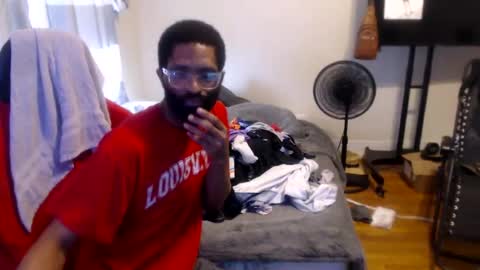 Snapshot of disr3sp3ctfully_dipp3d chatting on July 12, 6:10 pm Your Best Worst Nightmare online show from July 12, 6:10 pm