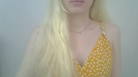 DitaMilton online show from February 14, 10:01 am