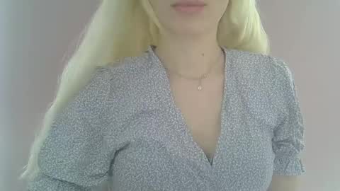 DitaMilton online show from February 25, 10:58 am