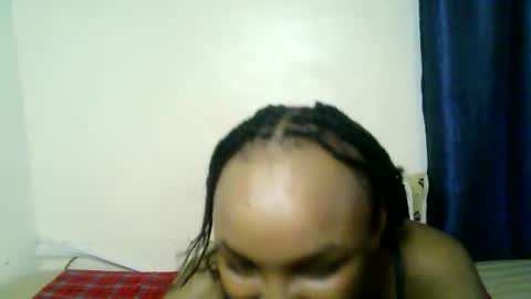 diva_cheupe online show from April 6, 5:30 am