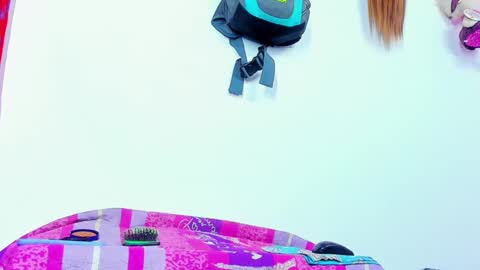 Snapshot of divaxxx4 chatting on January 7, 5:22 am divaxxx4 online show from January 7, 5:22 am