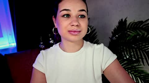 Snapshot of divetagrace chatting on January 8, 3:08 am Tia online show from January 8, 3:08 am